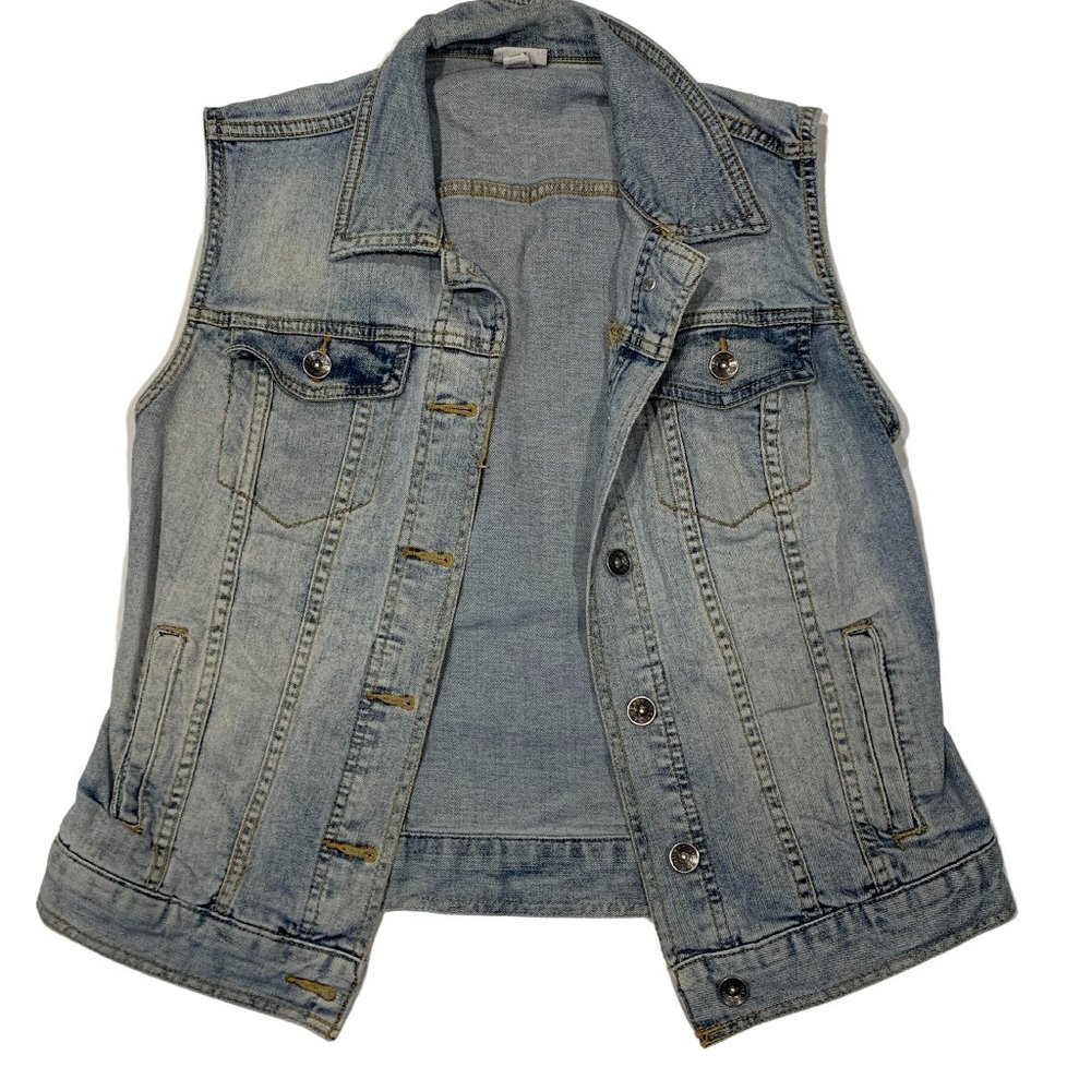 Merona Light Wash Denim Sleeveless Vest